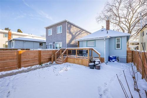 713 Scotland Avenue, Winnipeg, MB - Outdoor With Deck Patio Veranda With Exterior