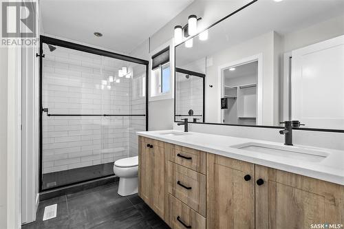 131 Barrett Street, Saskatoon, SK - Indoor Photo Showing Bathroom