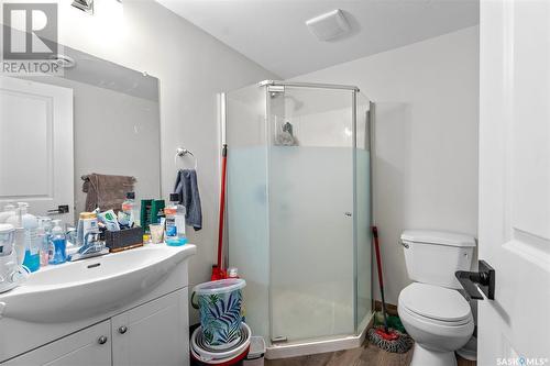 131 Barrett Street, Saskatoon, SK - Indoor Photo Showing Bathroom