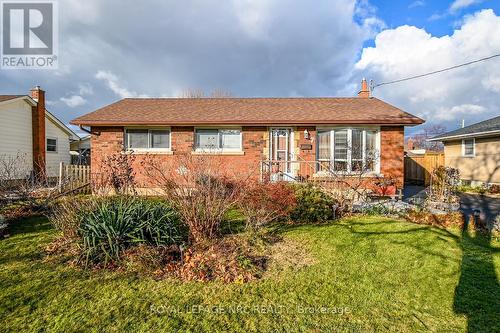 7 Ridgeview Avenue, St. Catharines (444 - Carlton/Bunting), ON - Outdoor