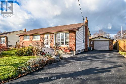 7 Ridgeview Avenue, St. Catharines (444 - Carlton/Bunting), ON - Outdoor