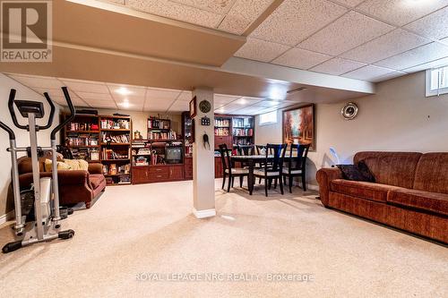 7 Ridgeview Avenue, St. Catharines (444 - Carlton/Bunting), ON - Indoor Photo Showing Other Room