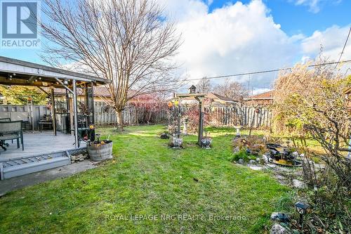 7 Ridgeview Avenue, St. Catharines (444 - Carlton/Bunting), ON - Outdoor