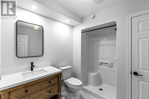 93 Mountain Ash Drive, Belleville, ON - Indoor Photo Showing Bathroom