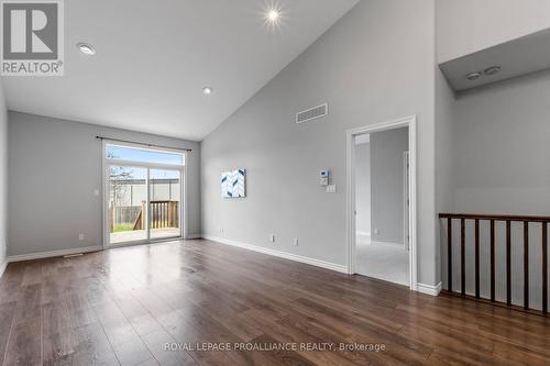 93 Mountain Ash Drive, Belleville, ON - Indoor Photo Showing Other Room