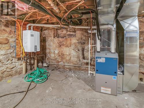 54 Stanley Street, London, ON - Indoor Photo Showing Basement