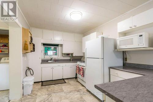 231 Mill Street, Stirling-Rawdon, ON - Indoor Photo Showing Kitchen With Double Sink