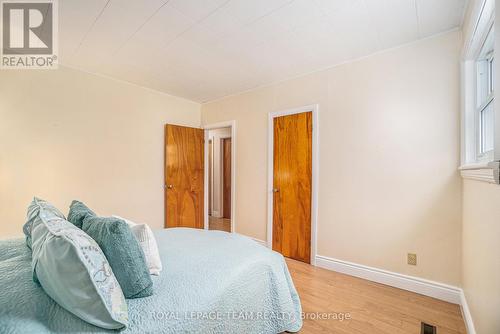 37 Sir James Morris Drive, South Dundas, ON - Indoor Photo Showing Bedroom