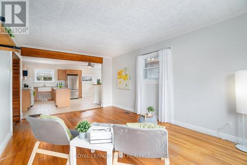 37 Sir James Morris Drive, South Dundas, ON - Indoor Photo Showing Living Room