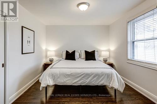 106 Wimbleton Road, Toronto, ON - Indoor Photo Showing Bedroom