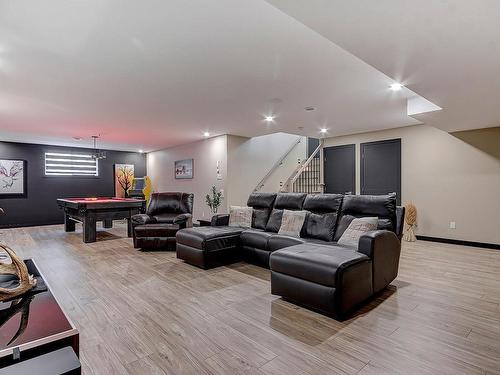 Family room - 27 Rue Marcel-Arbour, Mont-Saint-Grégoire, QC - Indoor