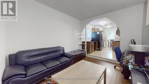 28 Abell Drive, Brampton, ON - Indoor Photo Showing Living Room