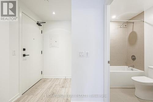 Lph11 - 55 Mercer Street, Toronto, ON - Indoor Photo Showing Bathroom