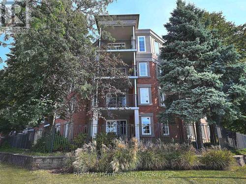 204 - 2301 Parkhaven Boulevard, Oakville (Uptown Core), ON - Outdoor With Balcony