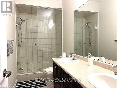 6 Explorer Way, Thorold (560 - Rolling Meadows), ON - Indoor Photo Showing Bathroom