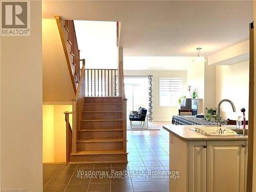 6 Explorer Way, Thorold (560 - Rolling Meadows), ON - Indoor Photo Showing Other Room