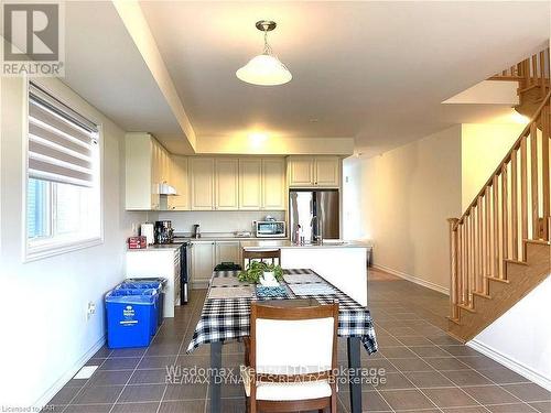 6 Explorer Way, Thorold (560 - Rolling Meadows), ON - Indoor Photo Showing Kitchen