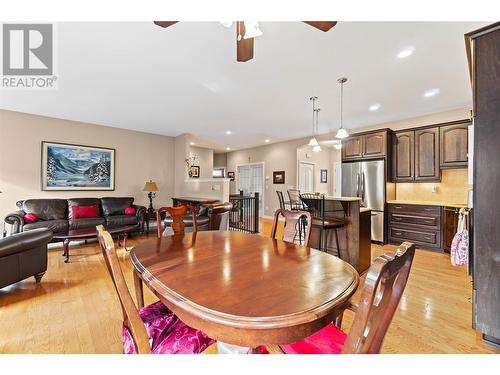 Dining - 801 20 Street Ne Unit# 31 Lot# 31, Salmon Arm, BC - Indoor Photo Showing Dining Room