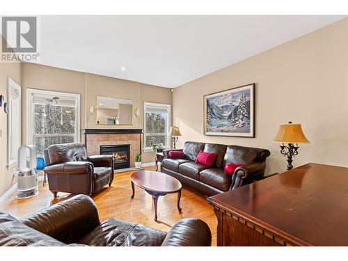 Livingroom - 801 20 Street Ne Unit# 31 Lot# 31, Salmon Arm, BC - Indoor Photo Showing Living Room With Fireplace