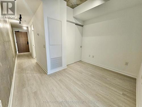 1412 - 195 Mccaul Street, Toronto, ON - Indoor Photo Showing Other Room