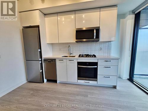 1412 - 195 Mccaul Street, Toronto, ON - Indoor Photo Showing Kitchen