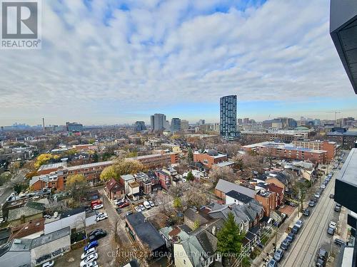 1412 - 195 Mccaul Street, Toronto, ON - Outdoor With View