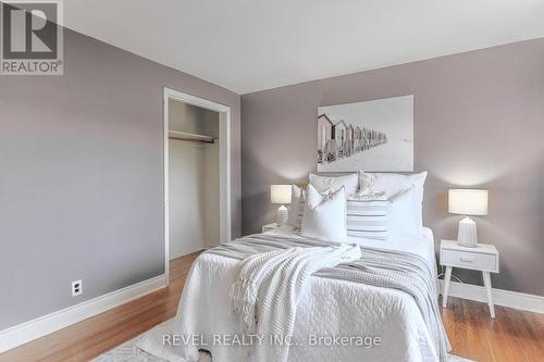 42 Northlin Park Road, Kawartha Lakes (Lindsay), ON - Indoor Photo Showing Bedroom