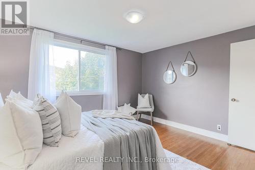 42 Northlin Park Road, Kawartha Lakes (Lindsay), ON - Indoor Photo Showing Bedroom