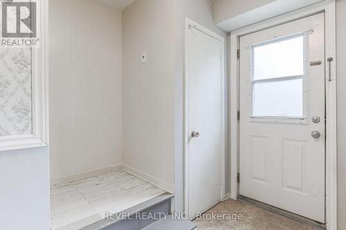 42 Northlin Park Road, Kawartha Lakes (Lindsay), ON - Indoor Photo Showing Other Room