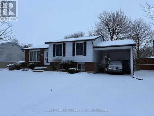 231 Wellington Street, West Perth (65 - Town Of Mitchell), ON - Outdoor With Facade