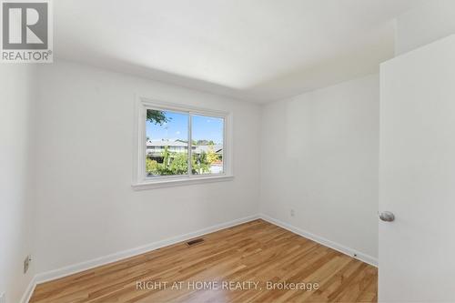 950 Woodroffe Avenue, Ottawa, ON - Indoor Photo Showing Other Room