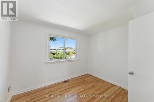 950 Woodroffe Avenue S, Ottawa, ON - Indoor Photo Showing Other Room