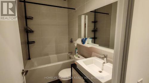 2302 - 72 Esther Shiner Boulevard, Toronto, ON - Indoor Photo Showing Bathroom