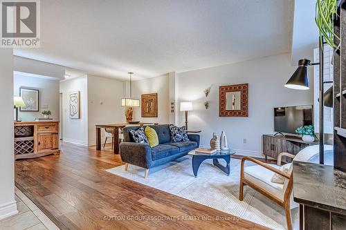 1702 - 17 Sudbury Street, Toronto, ON - Indoor Photo Showing Living Room