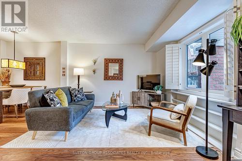 1702 - 17 Sudbury Street, Toronto, ON - Indoor Photo Showing Living Room