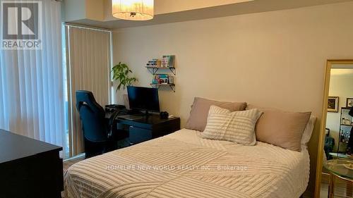 206 - 9 Northern Heights Drive, Richmond Hill, ON - Indoor Photo Showing Bedroom