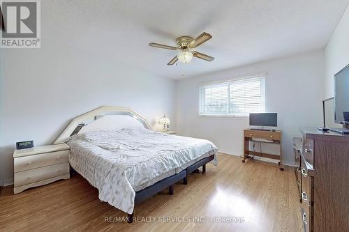 58 Mayfair Crescent, Brampton, ON - Indoor Photo Showing Bedroom