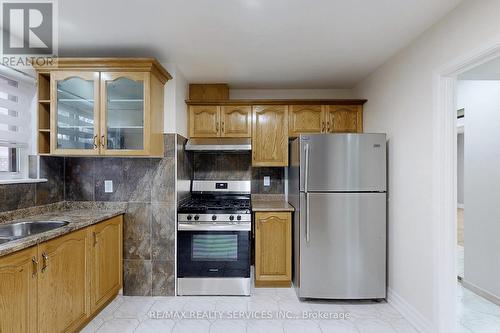 Upper - 50 Glebe Crescent, Brampton, ON - Indoor Photo Showing Kitchen With Double Sink