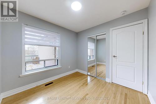 Upper - 50 Glebe Crescent, Brampton, ON - Indoor Photo Showing Other Room