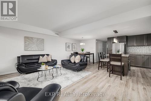 G - 1674 Fischer Hallman Road, Kitchener, ON - Indoor Photo Showing Living Room