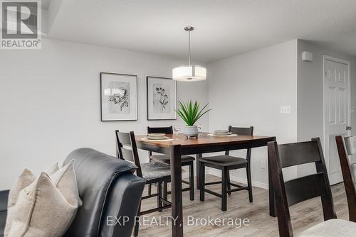 G - 1674 Fischer Hallman Road, Kitchener, ON - Indoor Photo Showing Dining Room