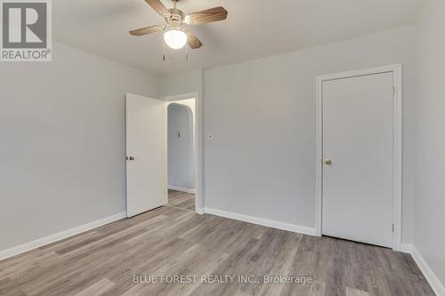 68 Mcnay Street, London, ON - Indoor Photo Showing Other Room