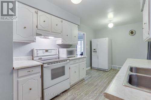 68 Mcnay Street, London, ON - Indoor Photo Showing Kitchen With Double Sink