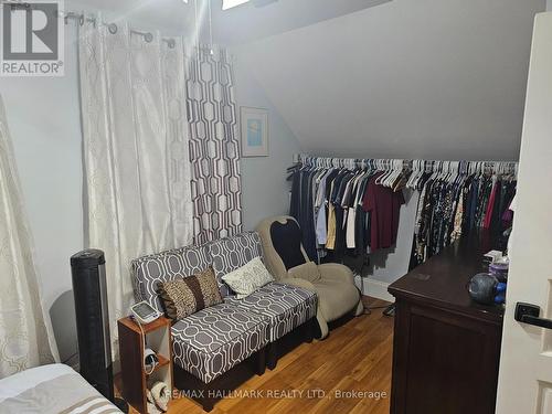 137 Huron Street, Oshawa, ON - Indoor