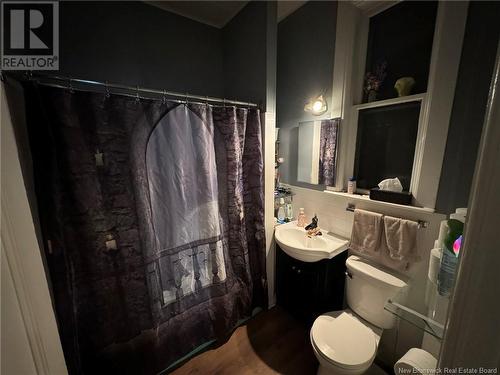 270-272 King St. E, Saint John, NB - Indoor Photo Showing Bathroom