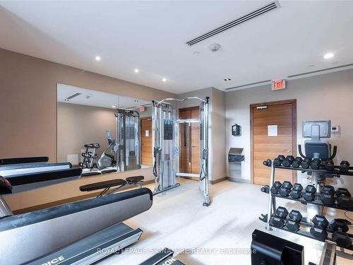 408-21 Clairtrell Rd, Toronto, ON - Indoor Photo Showing Gym Room