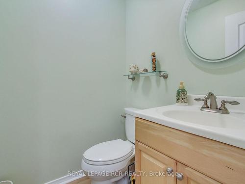 124 Hudson Cres, Bradford West Gwillimbury, ON - Indoor Photo Showing Bathroom