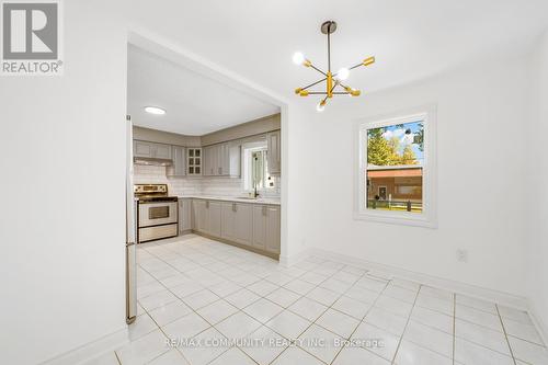 67 Homestead Road, Toronto, ON - Indoor Photo Showing Kitchen