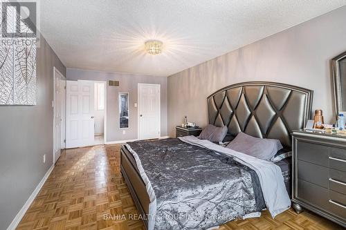 1 Glenayr Gate, Whitby, ON - Indoor Photo Showing Bedroom