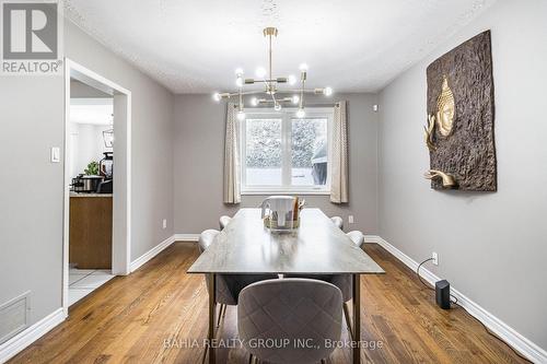 1 Glenayr Gate, Whitby, ON - Indoor Photo Showing Dining Room